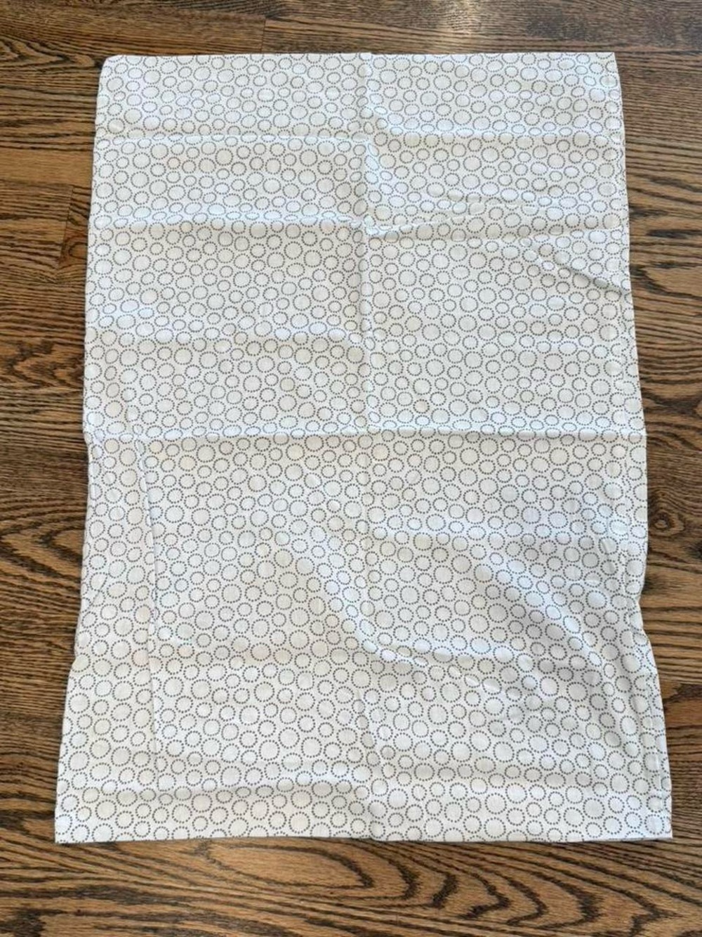 IKEA twin duvet cover w/ 1 standard pillowcase- White with Gray Circles